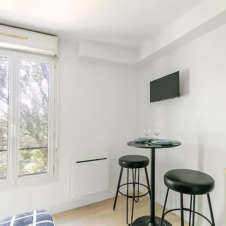 Apartment Lumineux A Deux Pas Des Commerces-